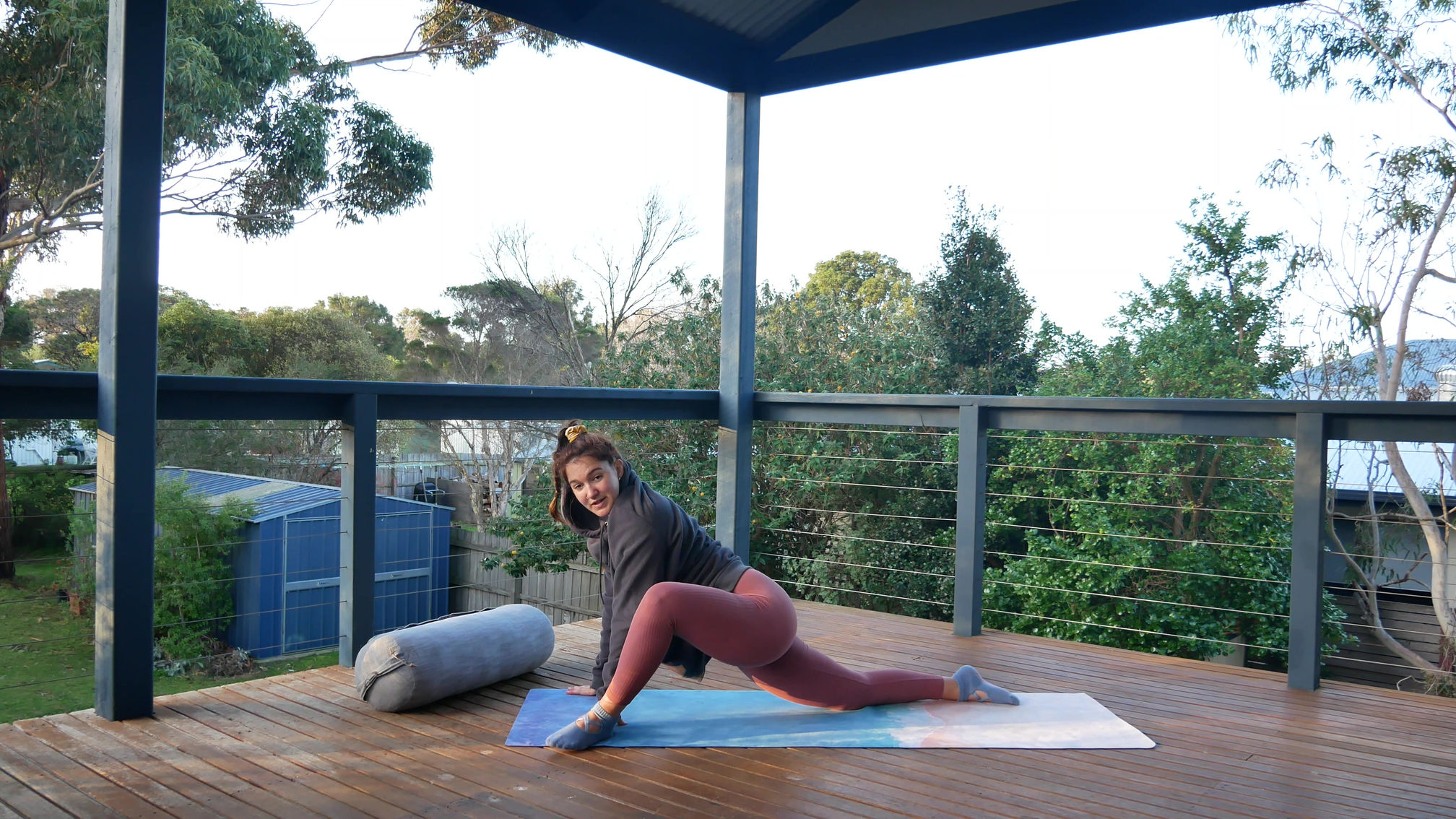 Hips Stretch & Release - 15mins